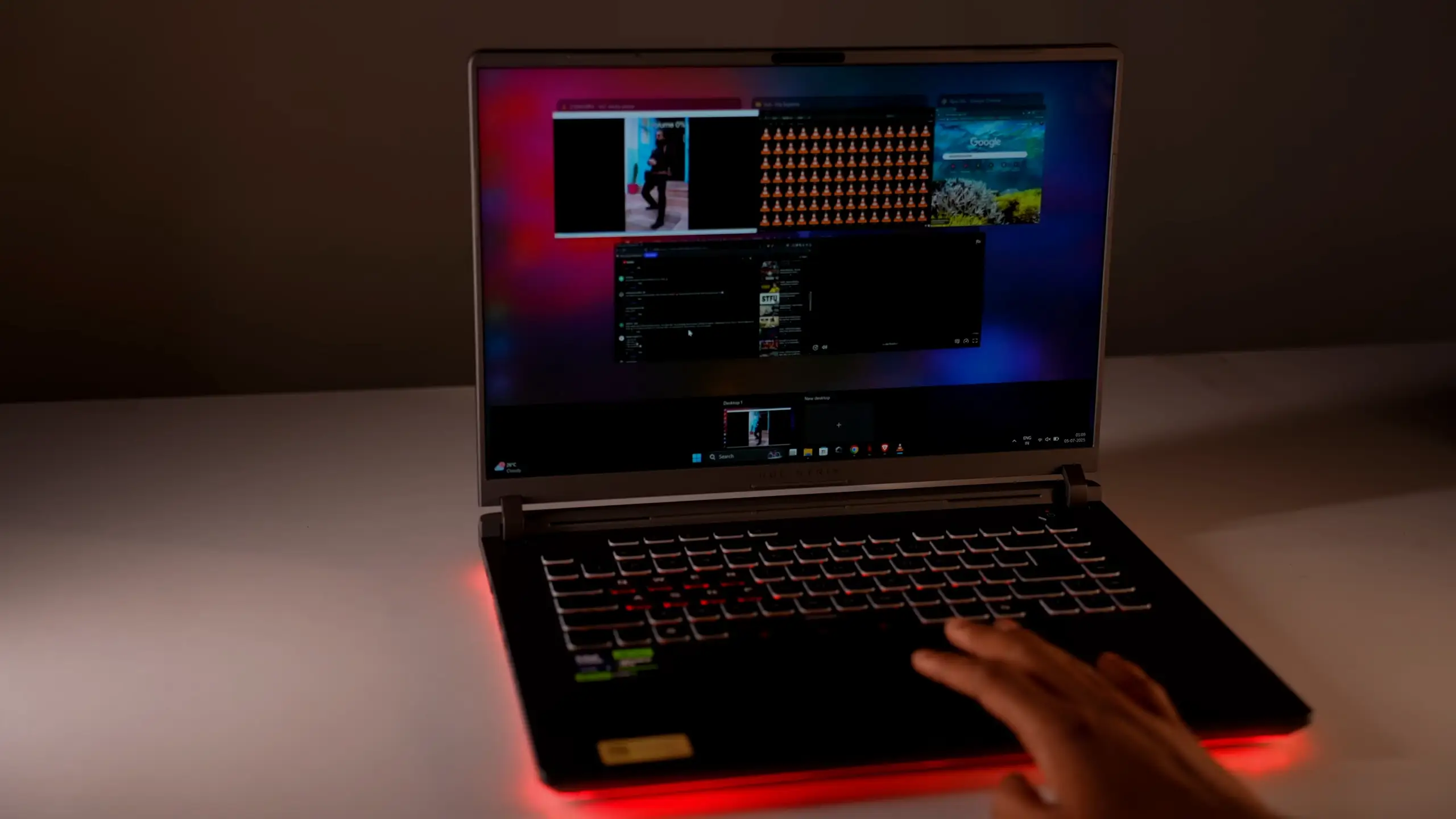 ASUS ROG Strix G16 (2025)