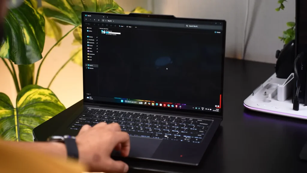 Lenovo ThinkPad X9 Aura Edition