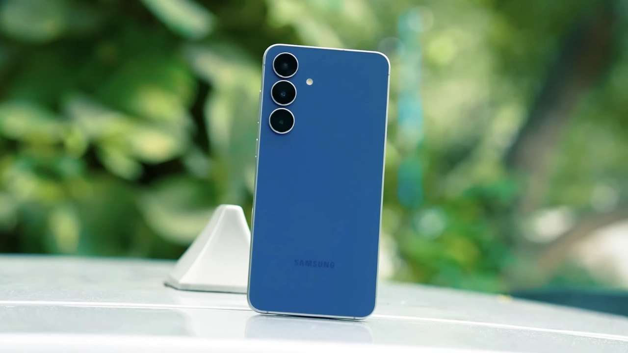 Samsung Galaxy S25 FE